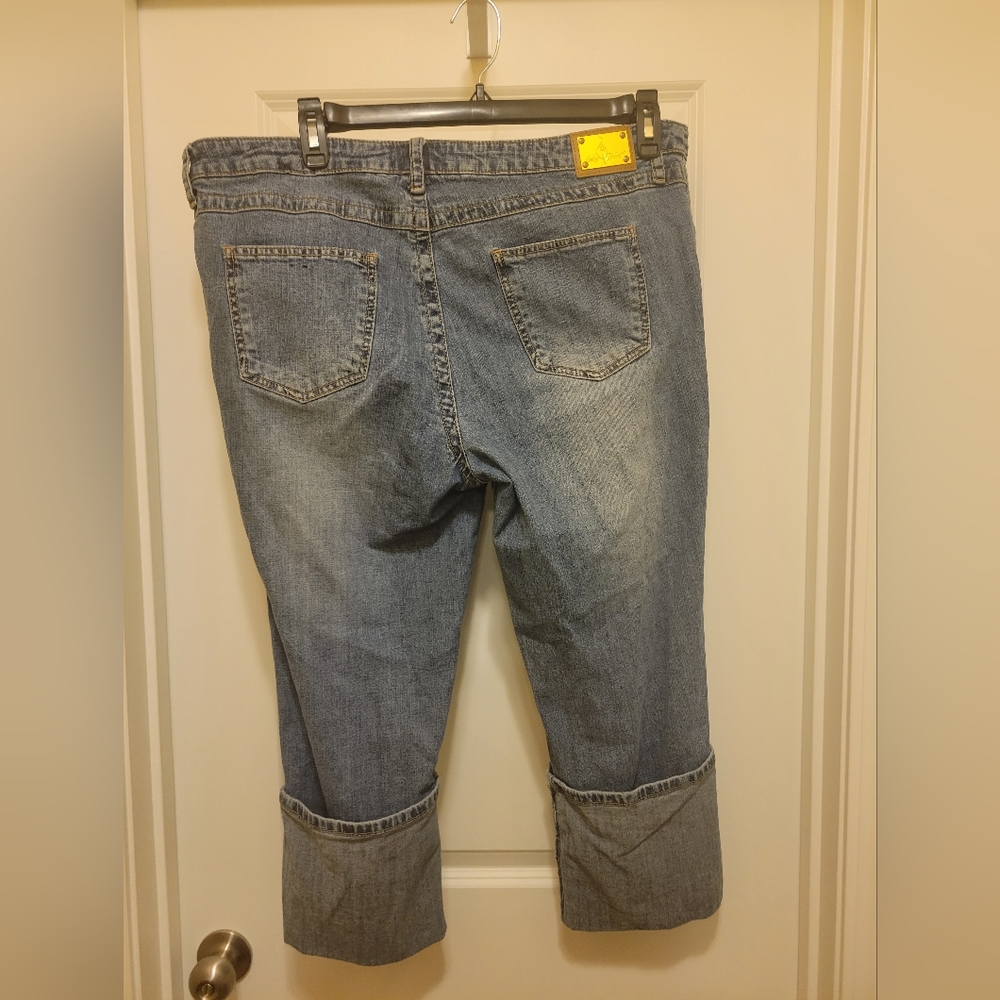 Jeans - Picture 2 of 2